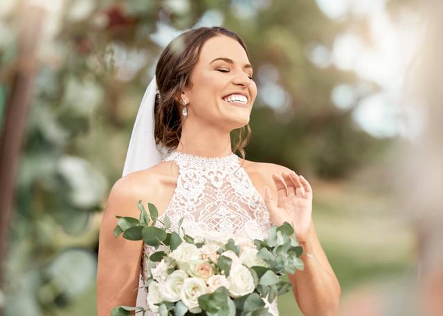 Peluqueria y maquillaje para boda: luce radiante en tu día